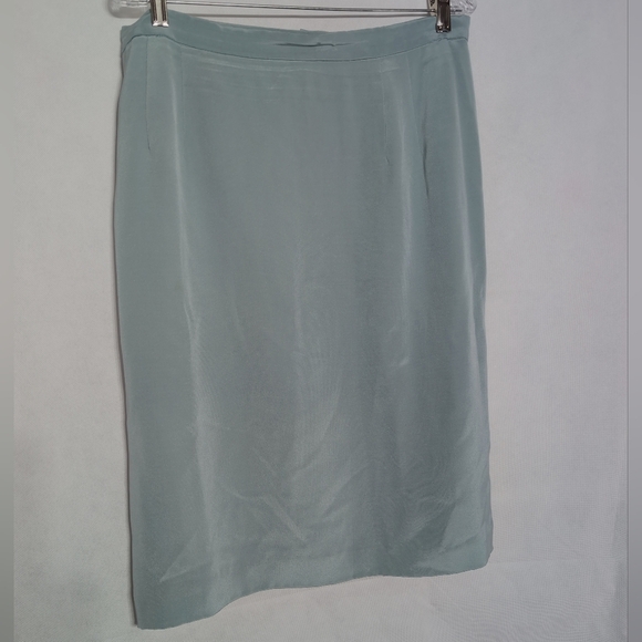 Classiques Entier 16W Light Blue Silk Pencil Skirt - Picture 2 of 5